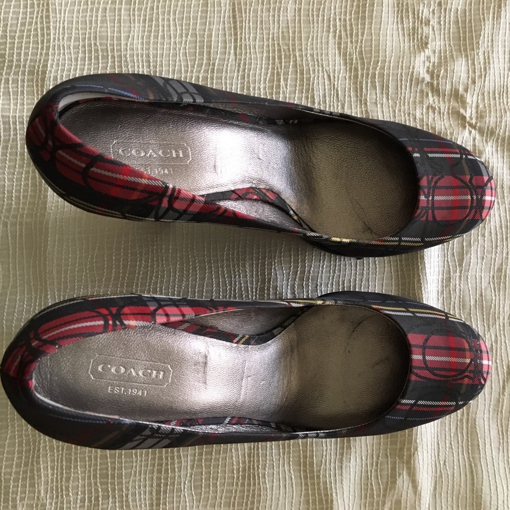 Coach shoes size 9.5